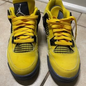 Air Jordan 4s lightning